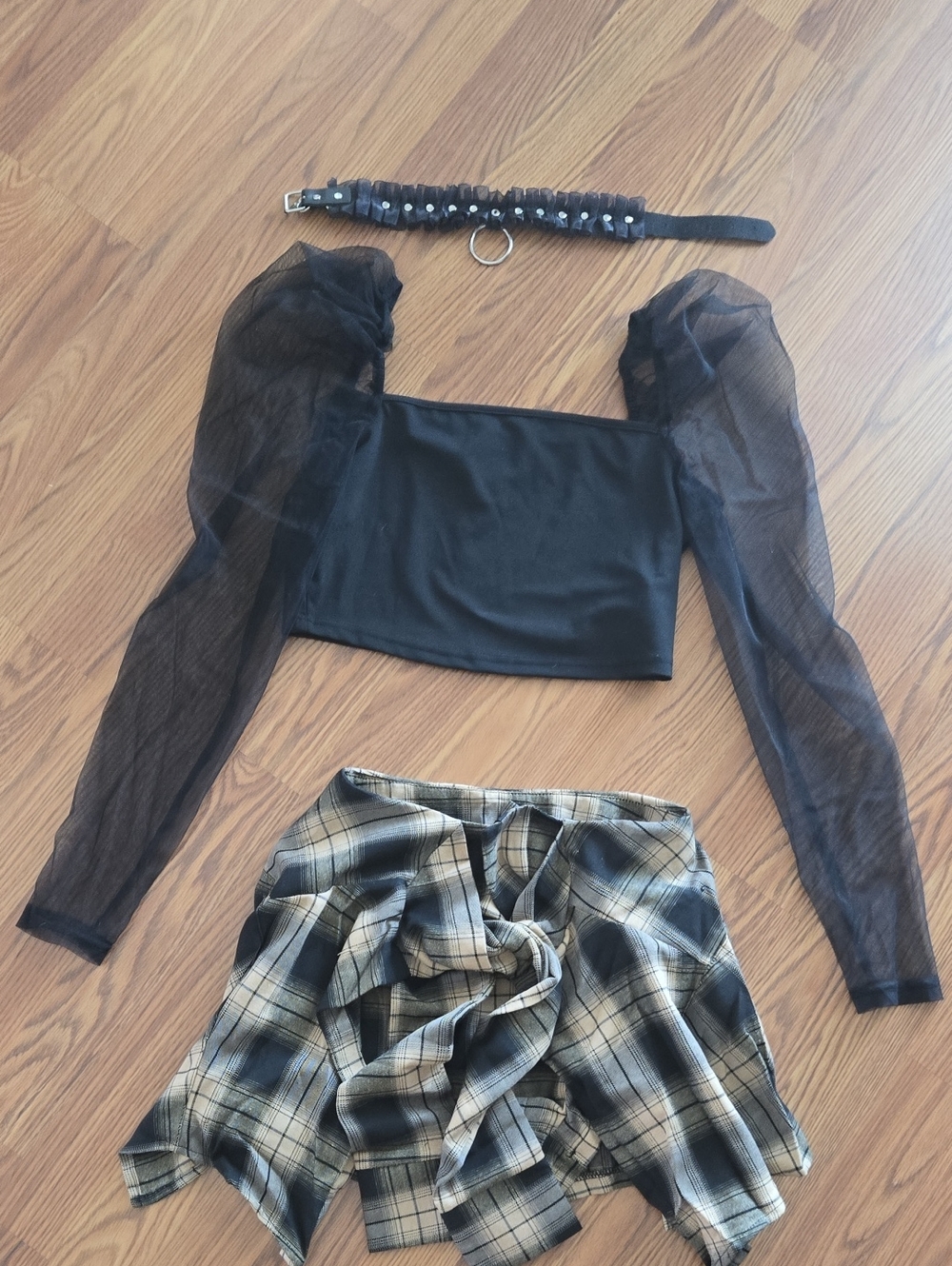 Women’s Black Mesh Sleeve Crop Top by